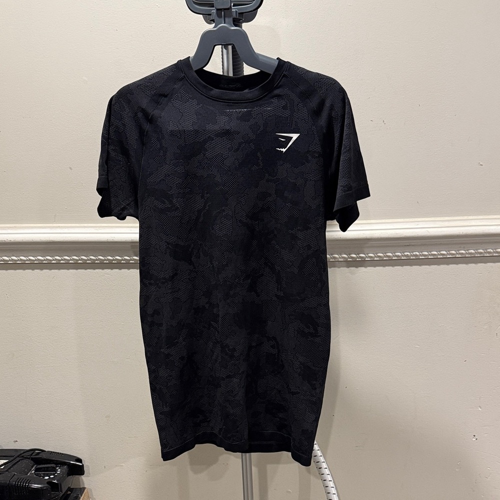 Gymshark Black Camo Men's Short Sleeve Tee
